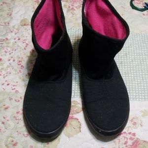 Airwalk tennis shoes